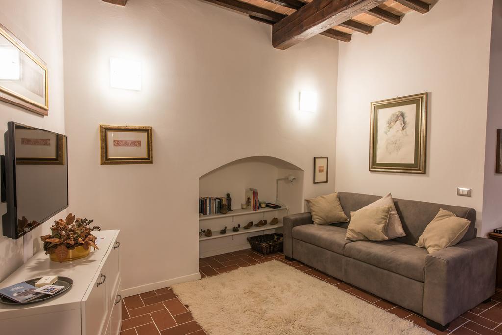 Vermaaten Boutique Suites Emerald Todi Kültér fotó
